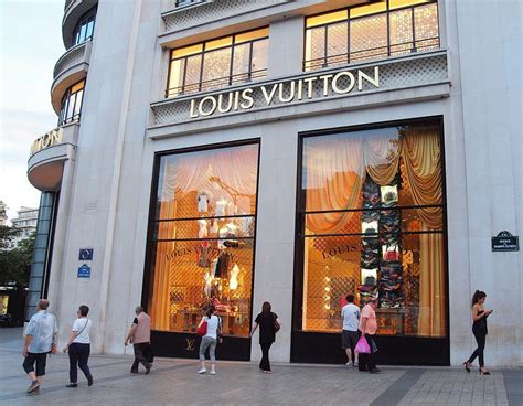 how much is a louis vuitton bag in paris|louis vuitton paris store website.